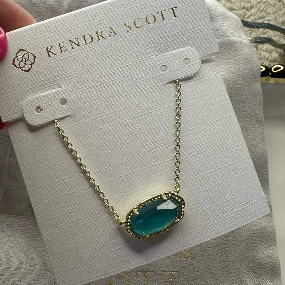 Kendra Scott Elisa Pendant Necklace -‎ Emerald Cats Eye NEW